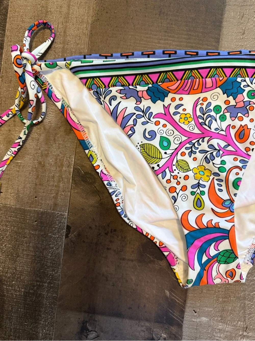 Trina Turk Jungle Beach Multicolor Tie-Side Bikini Bottoms size 12
